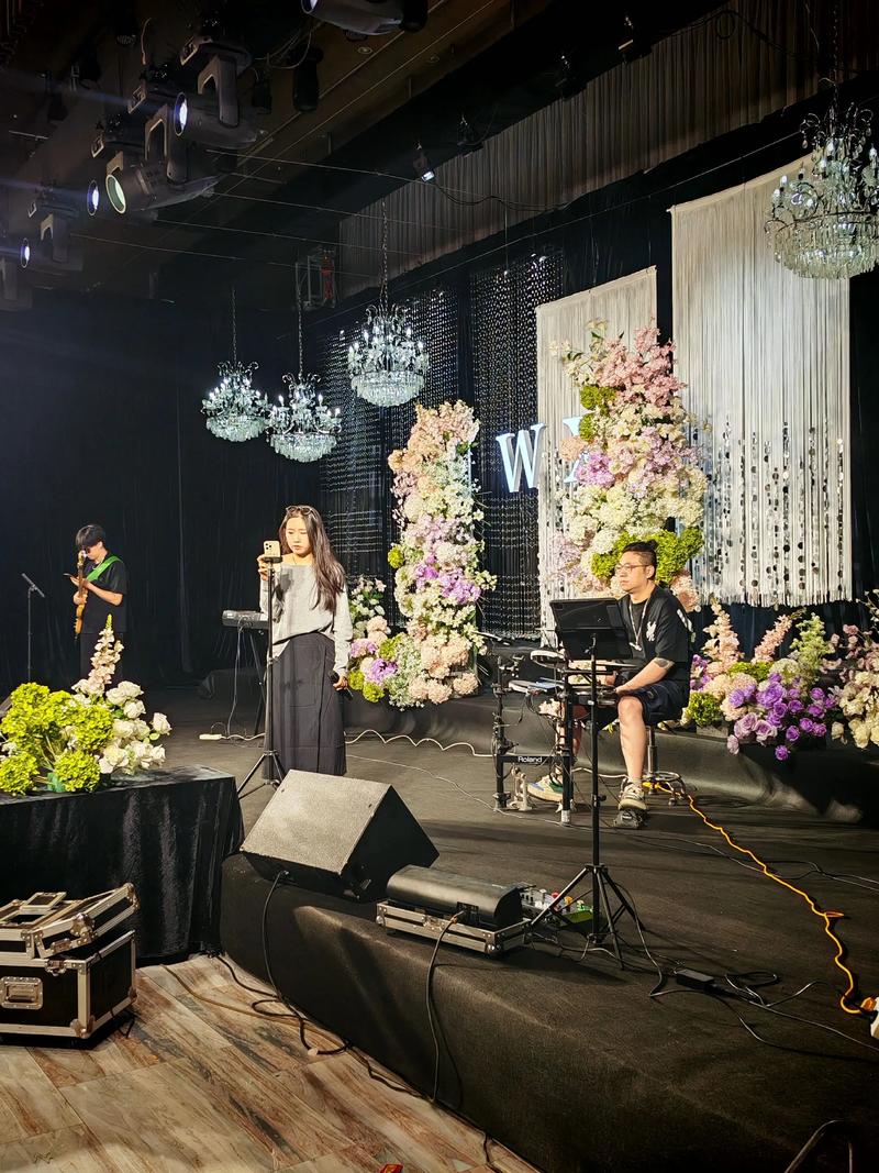 婚庆司仪：让爱情绽放的见证者